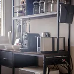 Modern Living - Free Parking & Self Check-in Apartment