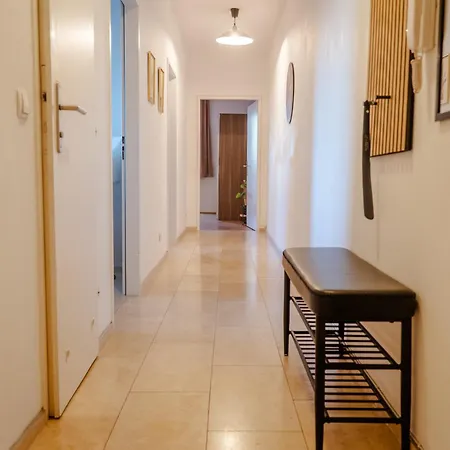 Modern Living - Free Parking & Self Check-in * Graz