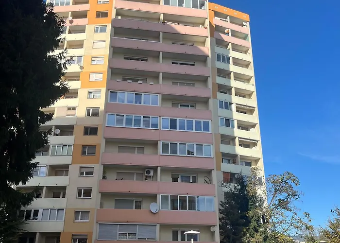 Modern Living - Free Parking & Self Check-in Apartament *